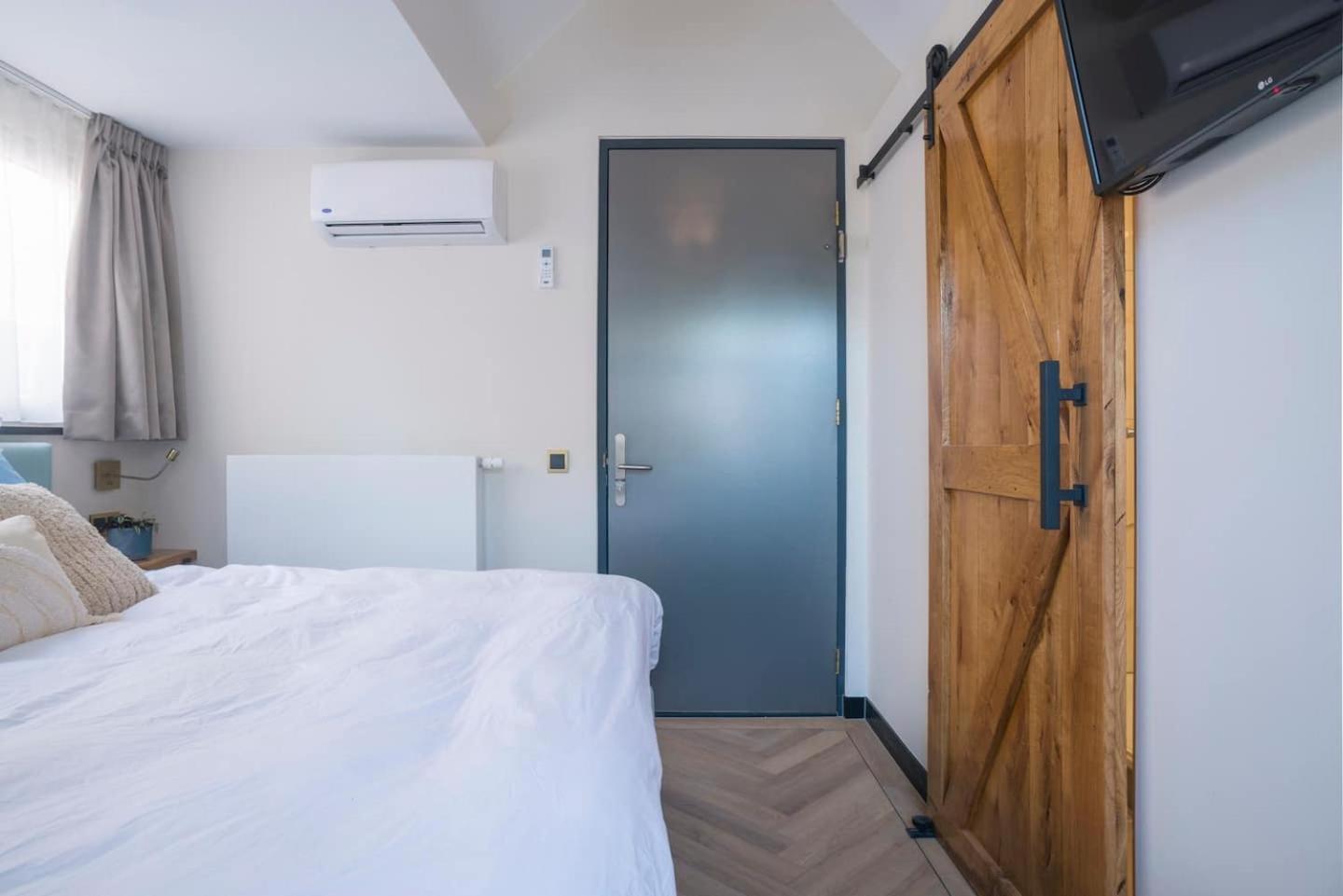 Lovely Suite Newly Renovated Tilburg Luaran gambar